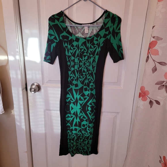 Charlotte Russe Dresses & Skirts - Green and Black Bodycon Dress